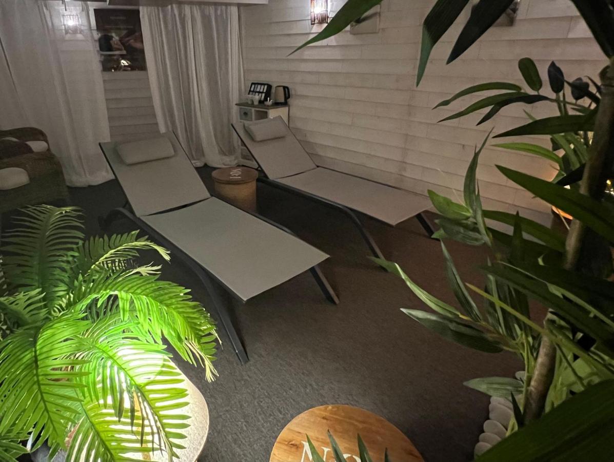 La Loggia Appart'Hotel & Spa โดวีลล์ ภายนอก รูปภาพ