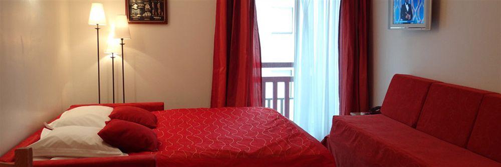 La Loggia Appart'Hotel & Spa โดวีลล์ ภายนอก รูปภาพ