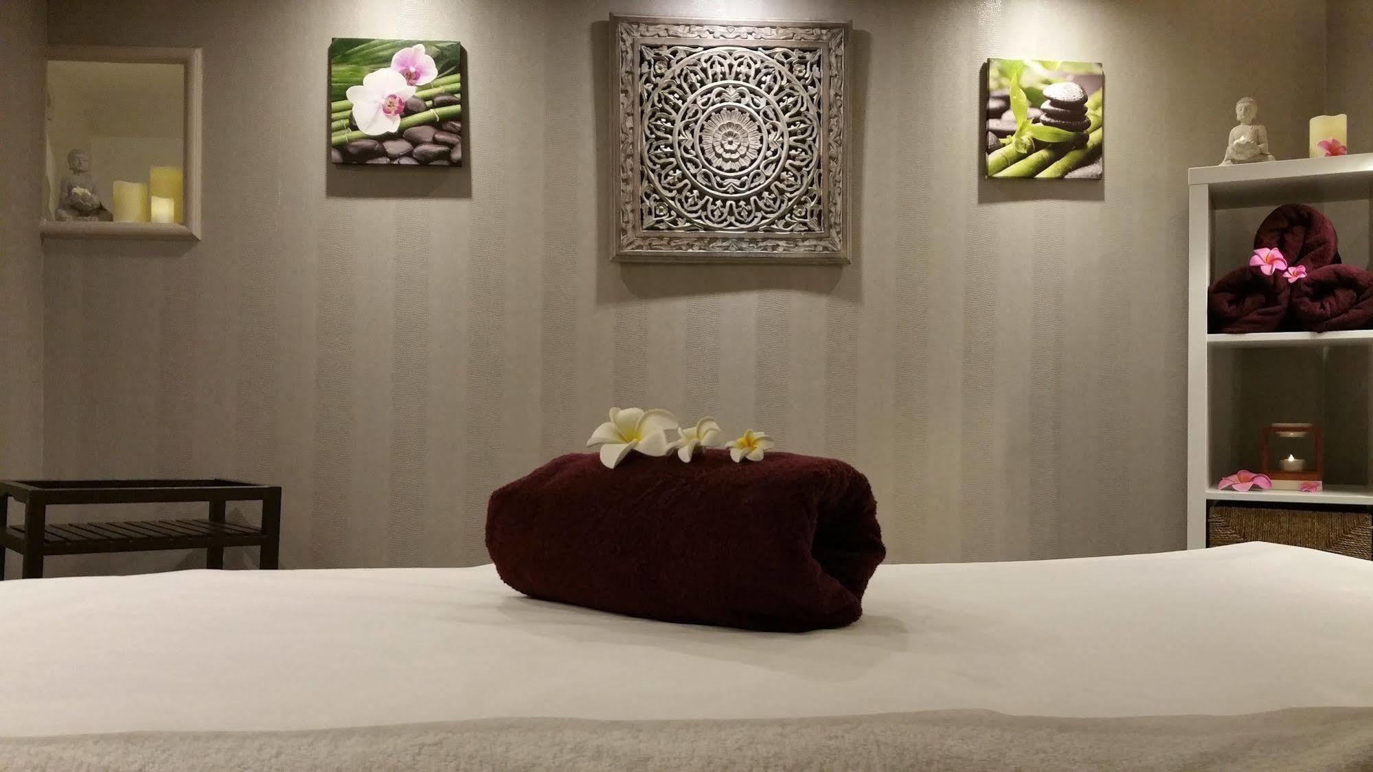 La Loggia Appart'Hotel & Spa โดวีลล์ ภายนอก รูปภาพ